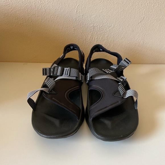 Nike Oneanta sandals - Picture 2 of 5